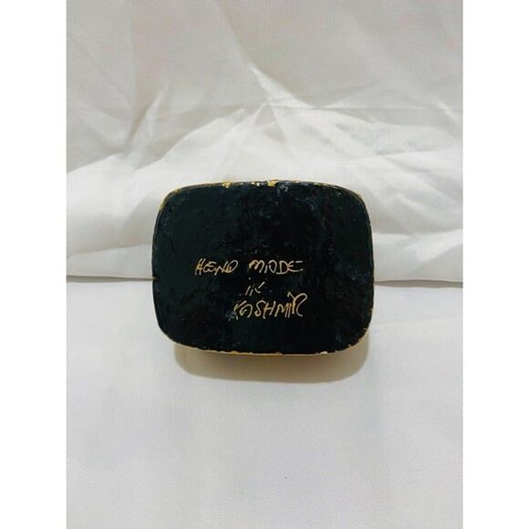 Vintage Kashmir Homemade Trinket Box Black Lacquered Floral Design 3.5 X 2.5 In. - Picture 8 of 9